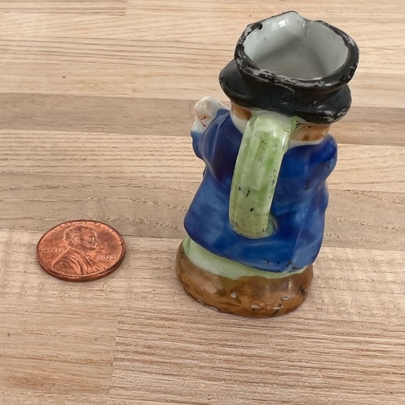 Miniature Toby Mugs Set of 5 Mugs Made in Japan Rare Vintage - Picture 3 of 16